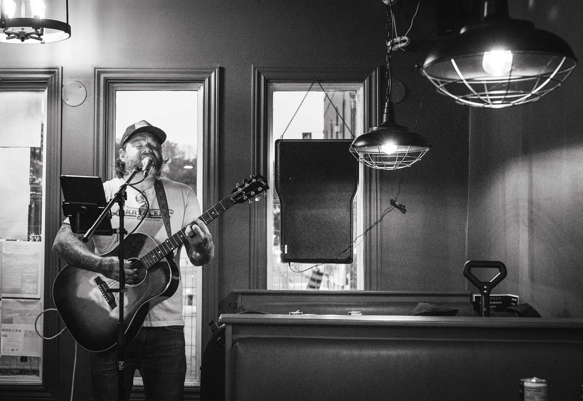 Rupert Black performing live